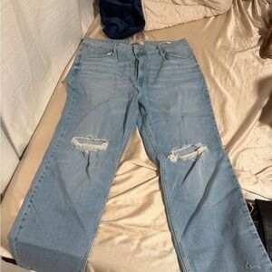 women’s wrangler distressed straight jeans